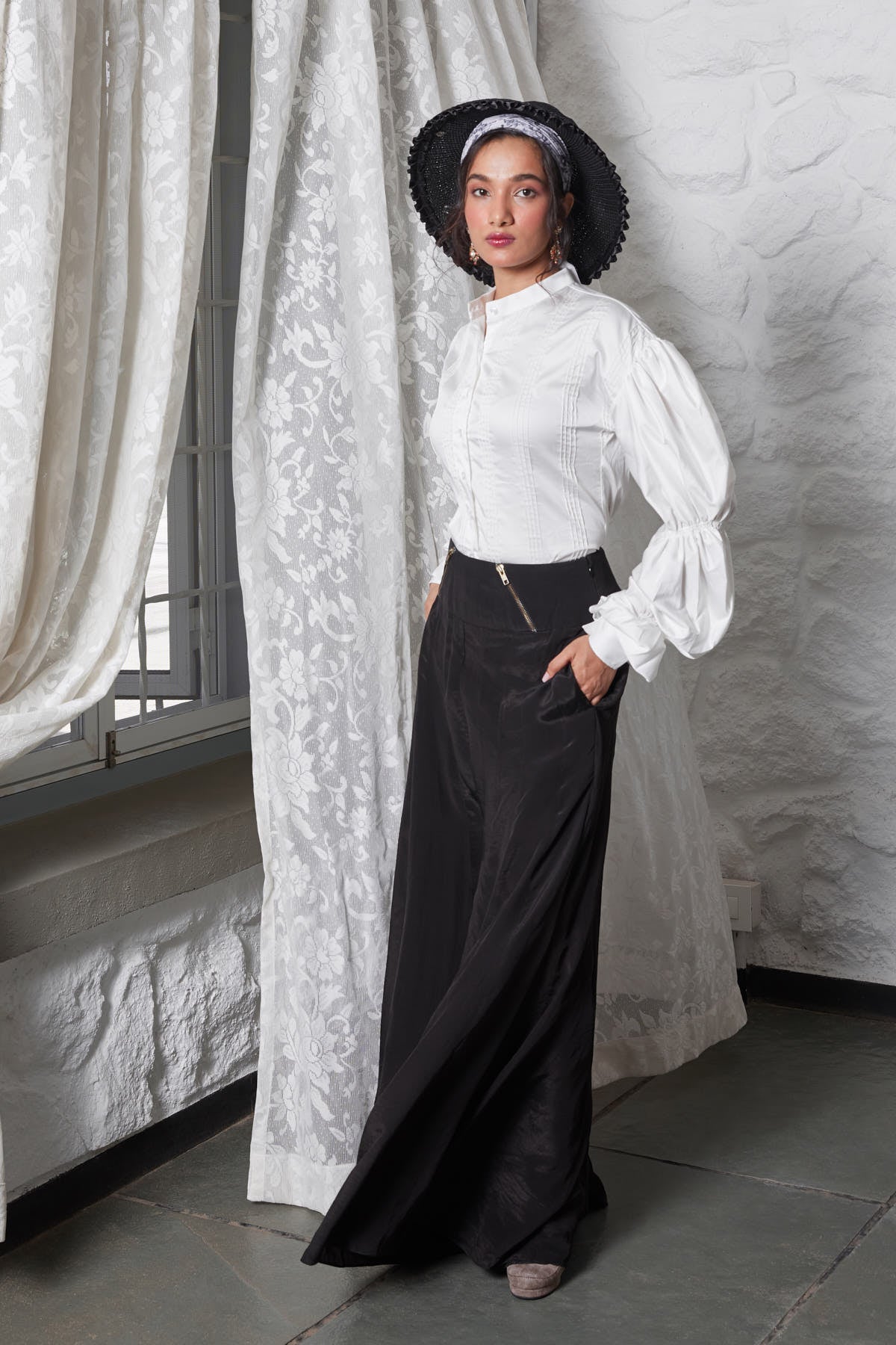 DIVINE WHITE SHIRT – STARCH The Label